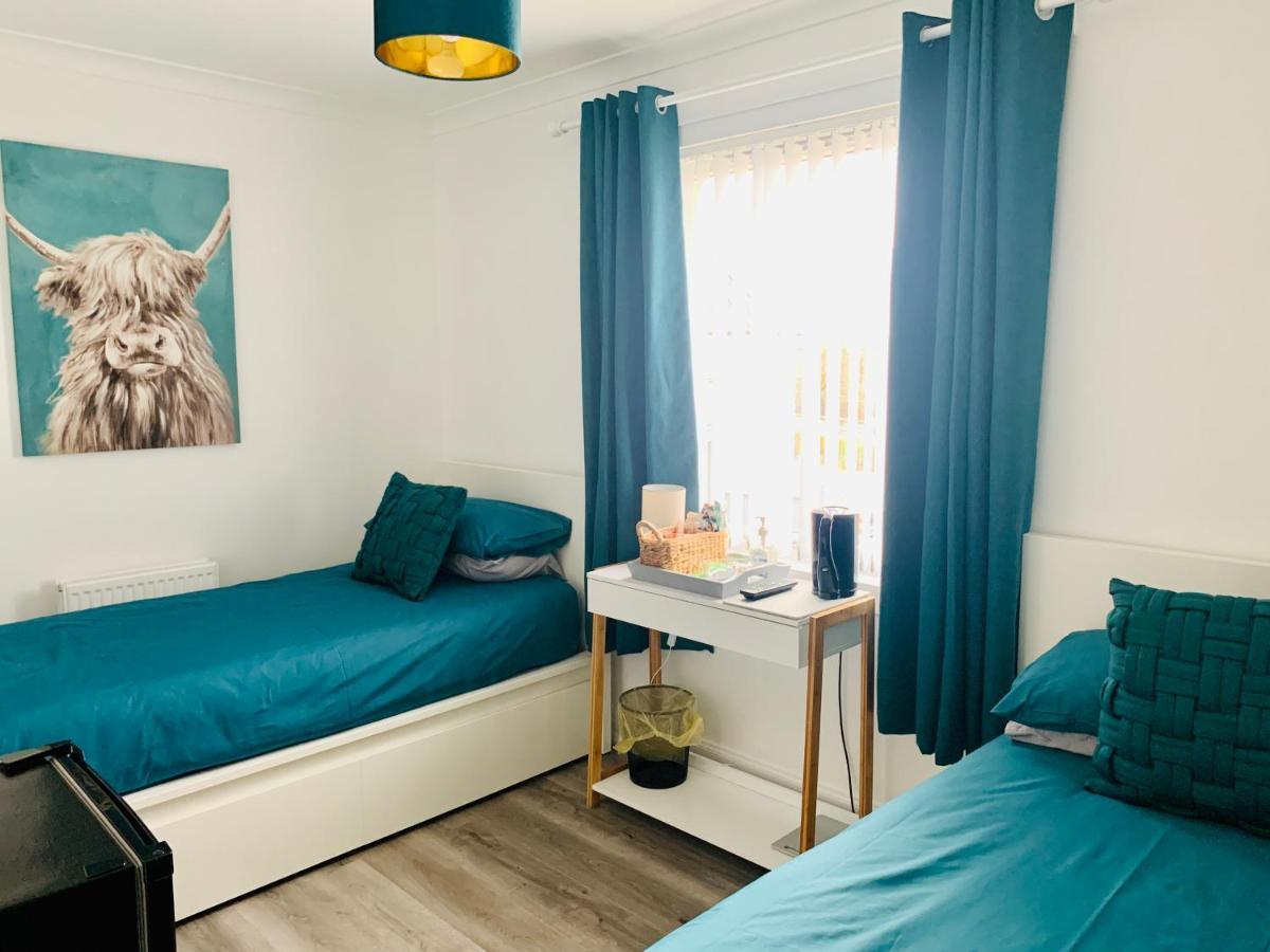 Nevis Rooms - Self Check In With Free Onsite Parking Inverlochy Ngoại thất bức ảnh