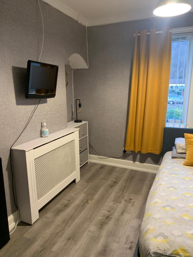Nevis Rooms - Self Check In With Free Onsite Parking Inverlochy Ngoại thất bức ảnh